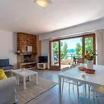 Voramar I First Line Pine Walk