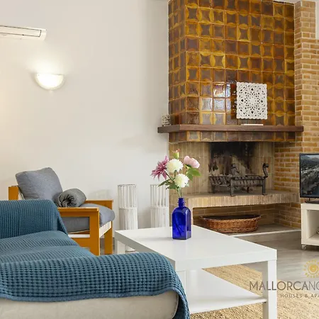 Voramar I First Line Pine Walk Apartment