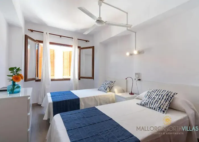 Voramar I First Line Pine Walk *