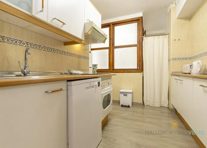 Apartman Voramar I First Line Pine Walk Port de Pollença