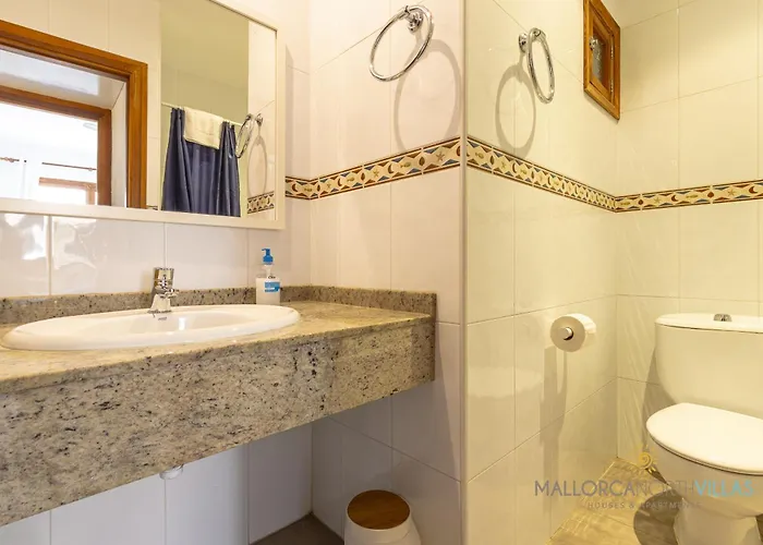 Voramar I First Line Pine Walk